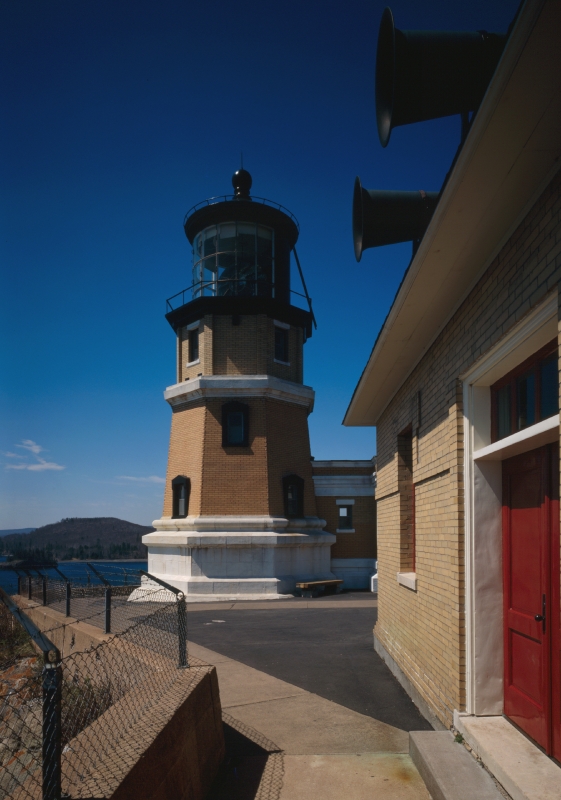 split rock lighthouse duluth two harbors lake county mn