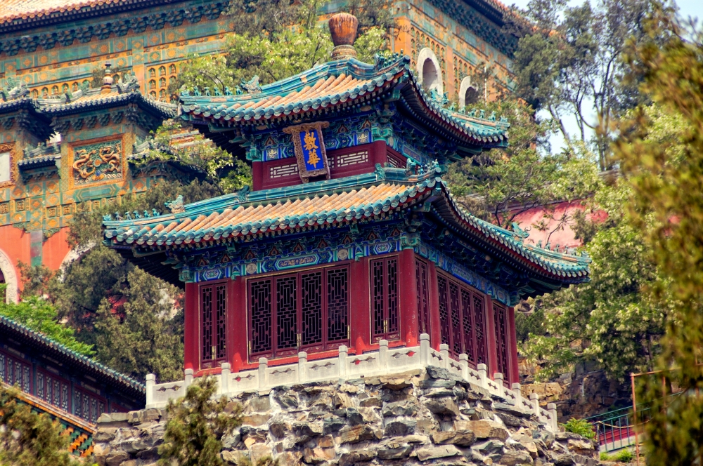 top of Longevity Hill and the Sea of Wisdom Temple 362