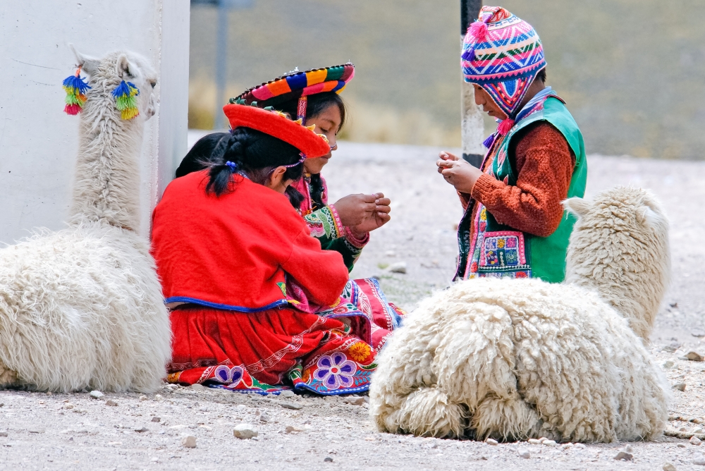 traditional peruvian clothing 014
