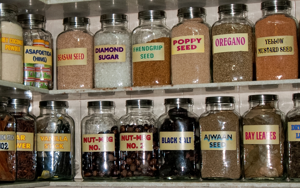 various spices for sale in mumbai india