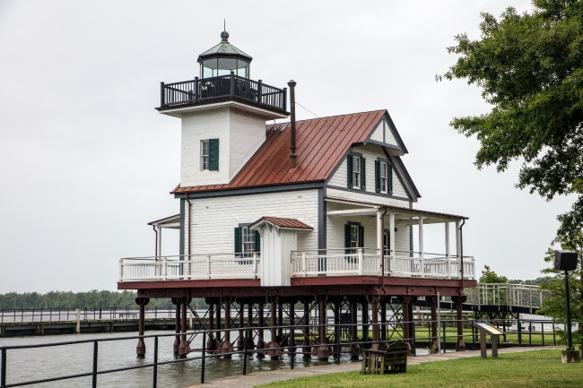 Free roanoke river lighthouse in edenton north carolina - Classroom Clipart