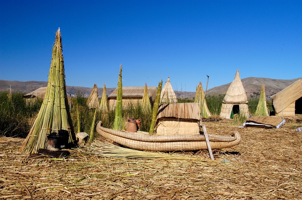 traditional reed huts lake titicaca photo 0050a - Classroom Clip Art
