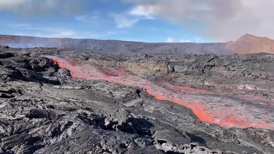 lava boat traverses down the fissure