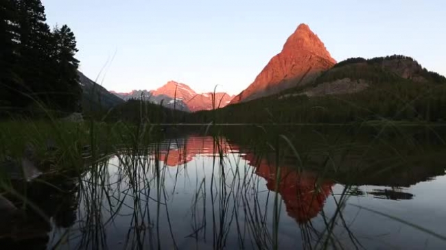 sunrise at swift current lake video glacier national park