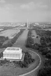 Aerial view of marchers at washington monument