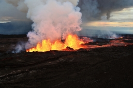 an erupting fissure mauna loa