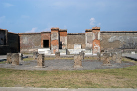 ancient city pompeii 37
