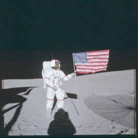 apollo 14-Down-Sun Al at the US flag