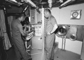 astronaut robert crippen and dr william thornton