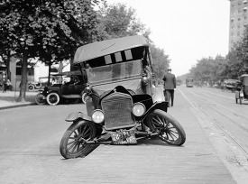 Auto accident 1922