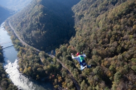 BASE jumper leaps into the 876-foot chasm from New River Gorge B