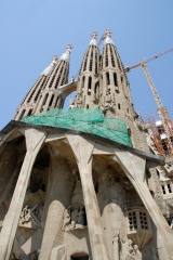 Basílica de la Sagrada Familia Temple under construction