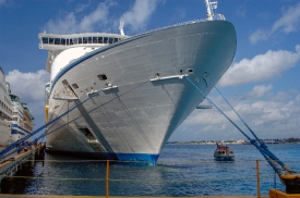 cruise ship docked in the caribbean 5081