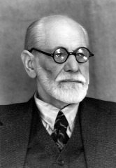 Freud Sigmund portrait photo image