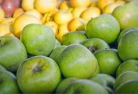 green apples with yellow apples