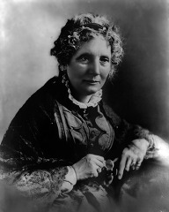 Harriet Beecher Stowe portrait photo image