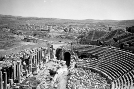 Jerash Southern theatre and forum