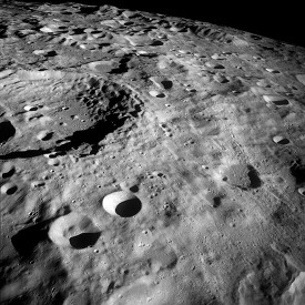 luna surface from apollo 8 spacecraft 46