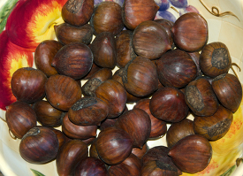 picture of plate filled with chestnuts  711