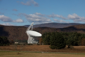 Radio telescope at the National Radio Astronomy Observatory in G