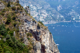 roughed mountainous road along the amalfi coast 3166