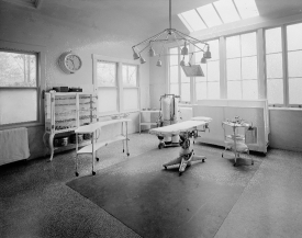 Sanitarium operating room 1920