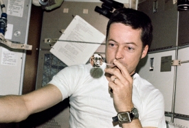 scientist astronaut joseph kerwin