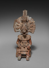 Seated Lord with Removable Headdress Maya