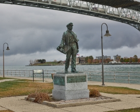 Statue of legendary inventor Thomas Edison in Port Huron