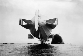 Stern of Zeppelin airship 1908
