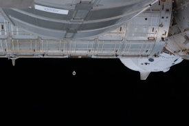 the spacex cargo dragon cargo craft approaches the international