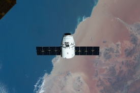 the spacex dragon cargo craft approaches the space station 22