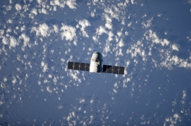 the spacex dragon cargo craft commercial cargo craft 22