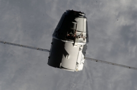 the spacex dragon cargo craft commercial cargo craft 4