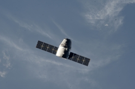 the spacex dragon cargo craft commercial cargo craft 6