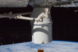 the spacex dragon cargo craft commercial cargo craft 8