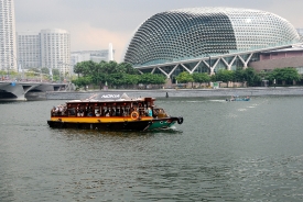 Tourist boat in Singapore