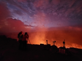 taking photos of lava kilauea summit hawaii