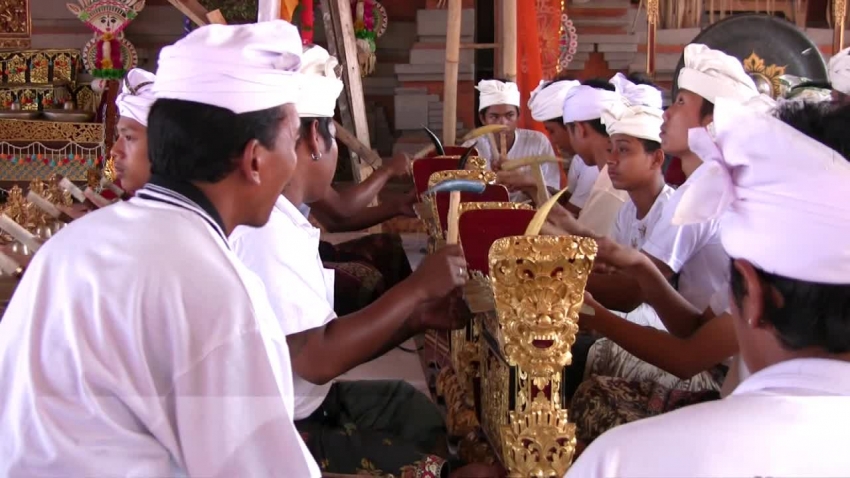 gamelan traditional musical instrument Bali video