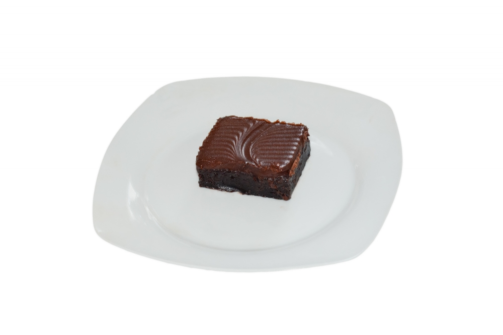 brownie on white plate photo object