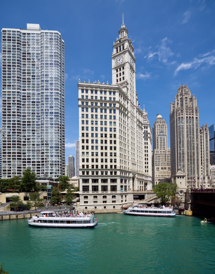 downtown chicago with Wrigley Building 2