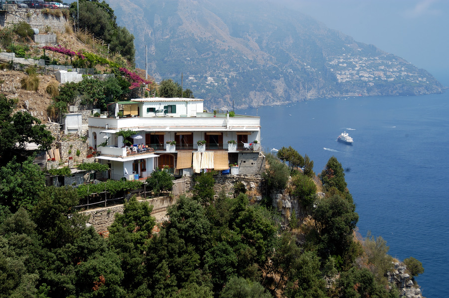 house along the hillside of the amalfi coast