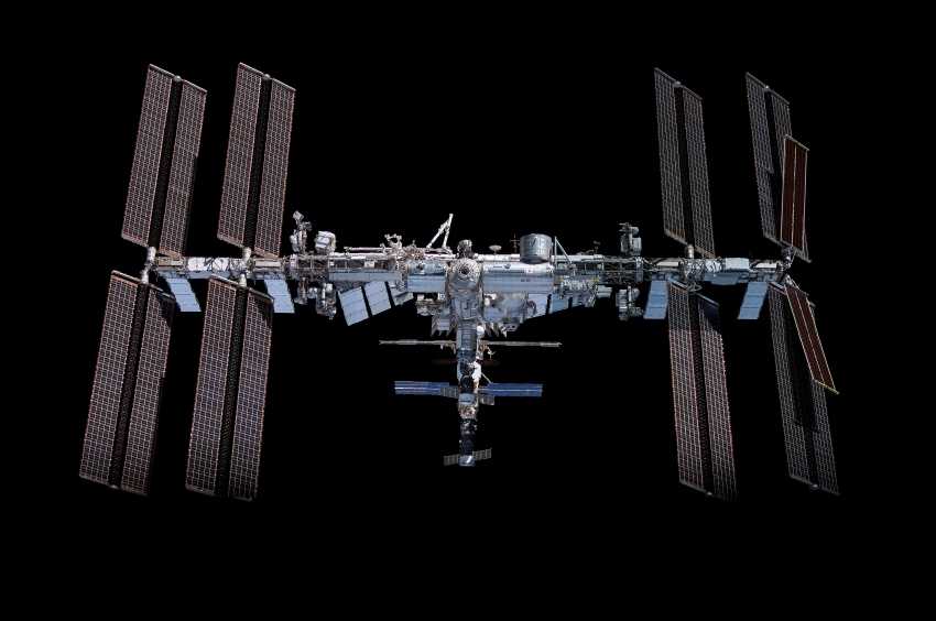 ISS 80mm forward nadir mosaic created with imagery from Expediti