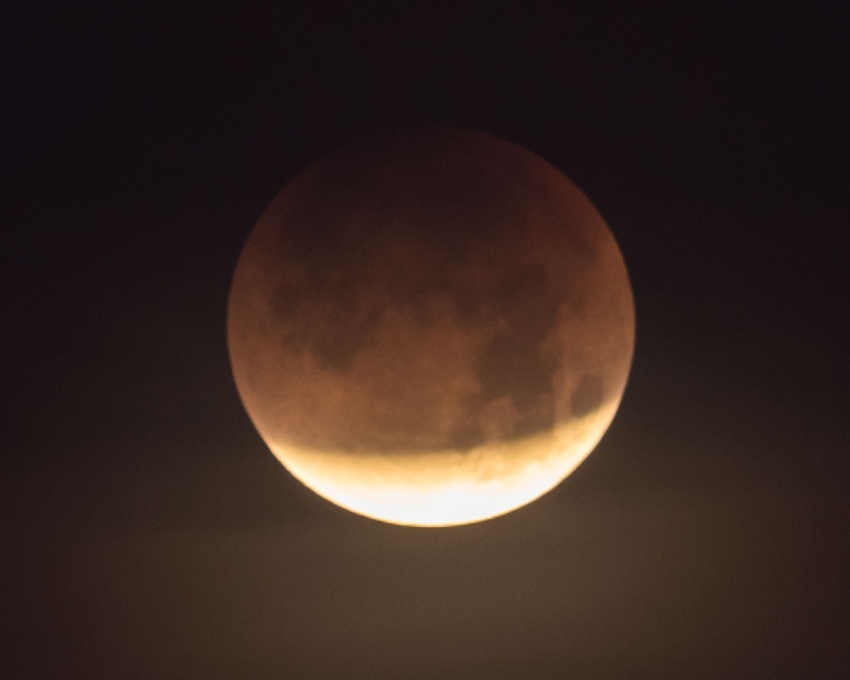 lunar-eclipse-blood-moon