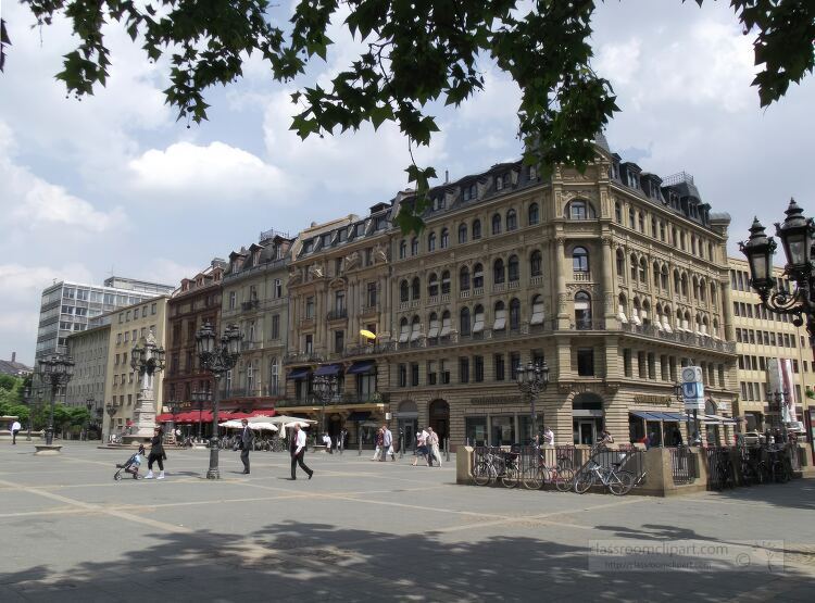 Old Opera House metro stop in Frankfurt