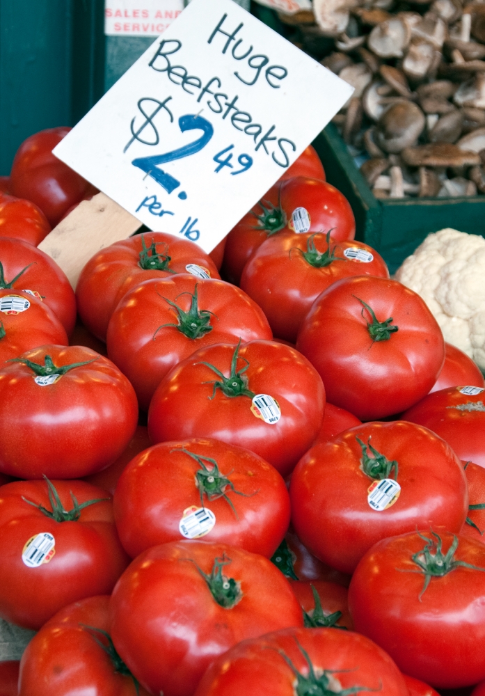 ripe tomato stacked with for sale sign photo image 605