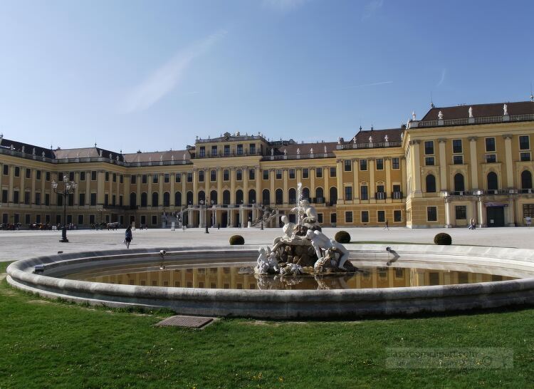 Schoenbrunn Palace in Vienna