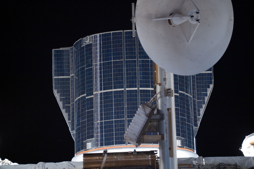 the solar panel covered trunk of the spacex cargo dragon cargo c