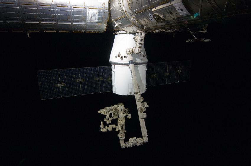 the spacex dragon cargo craft1