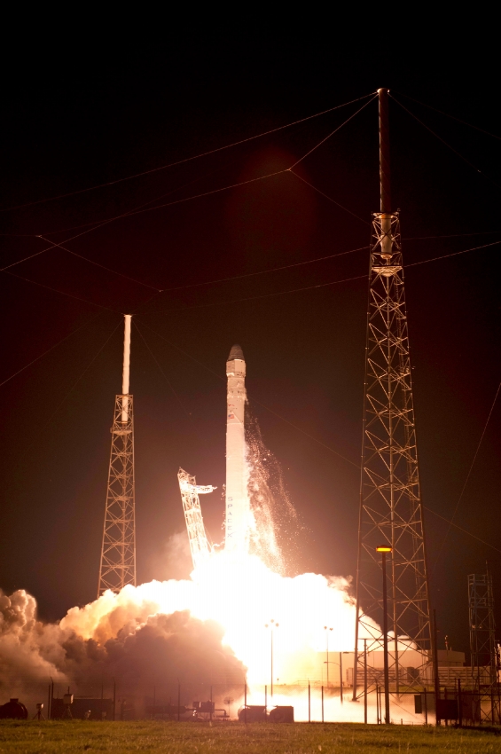 the spacex falcon 9 launches 4